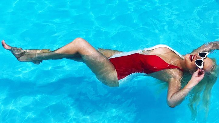 Christina Aguilera se desahoga con su marido en la piscina