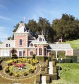 Michael Jackson se expone a perder su rancho Neverland